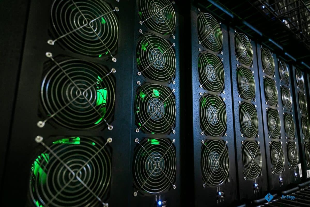 Miner Weekly: $1.2 Billion Pre-Halving Shopping Spree