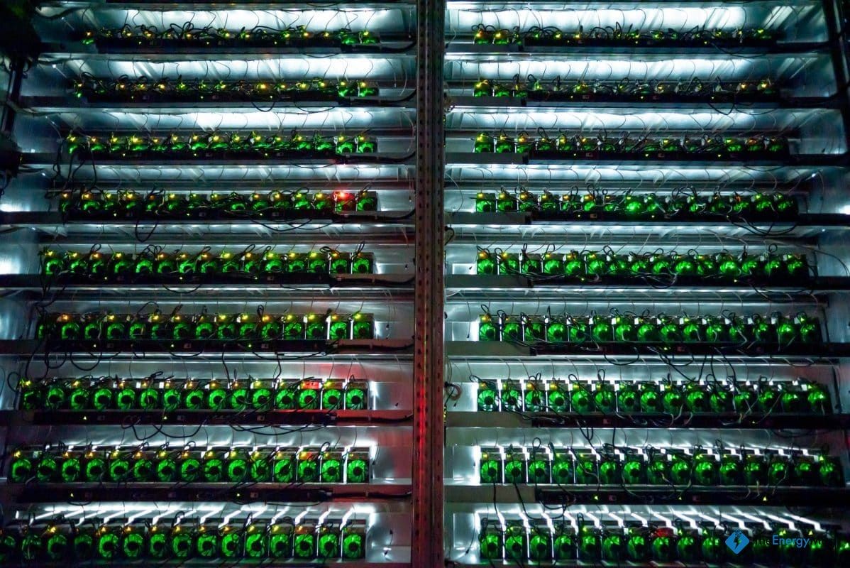 Bitfarms Launches Share Buyback Program as Riot Trims Stake Below 10%