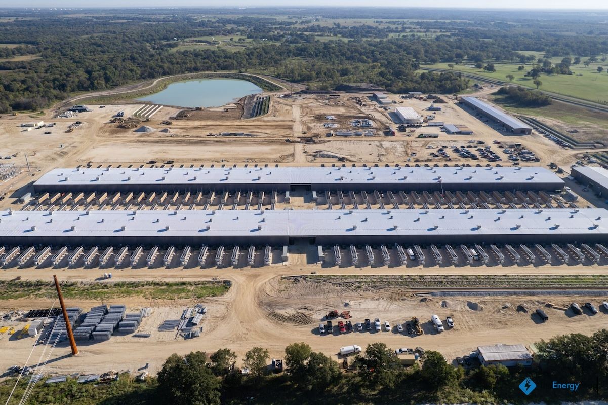 Riot Halts 600MW Bitcoin Mining Expansion for AI and HPC