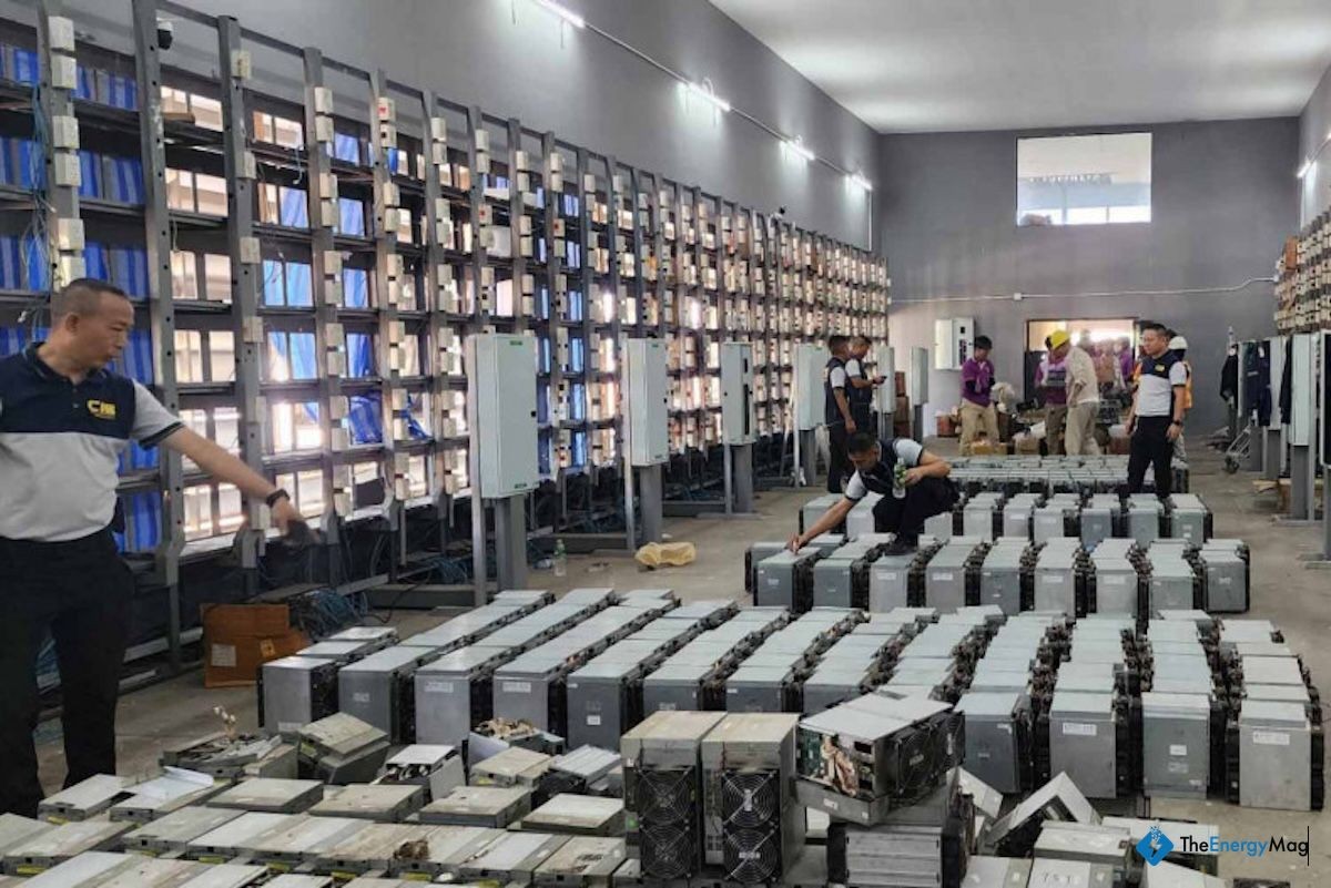 Thailand Police Seize 996 Bitcoin Miners in Power Theft Raid